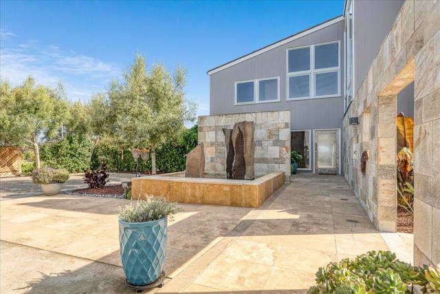 405 Heather Point Lane, Watsonville CA: https://media.crmls.org/mediaz/87a5b2a5-05af-4531-be12-3fd7c518f7d7.jpg