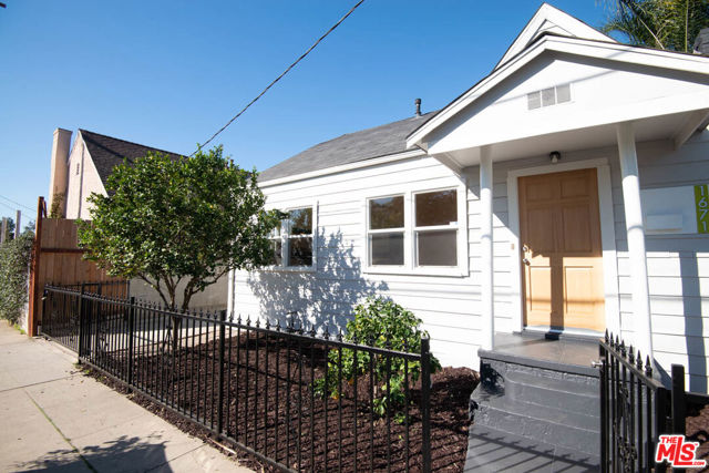 Image 2 for 1671 Vineyard Ave, Los Angeles, CA 90019