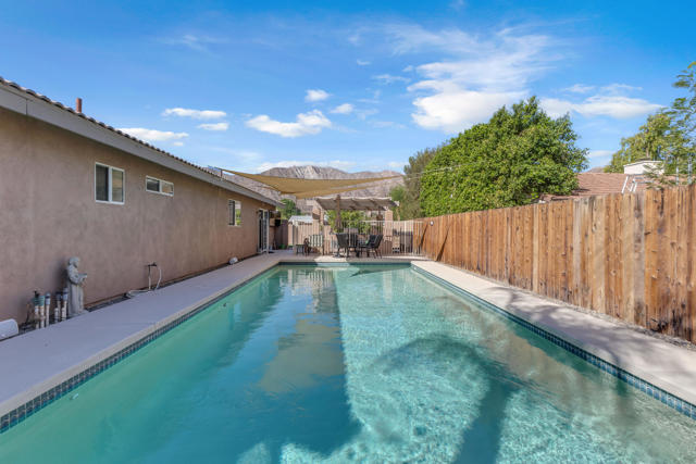 Image 15 of 64 For 52680 Avenida Martinez