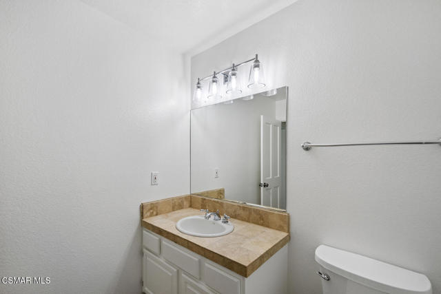 139 Los Padres Drive, Westlake Village CA: https://media.crmls.org/mediaz/87a724ec-0f17-479e-afd1-c52d0c9144ed.jpg