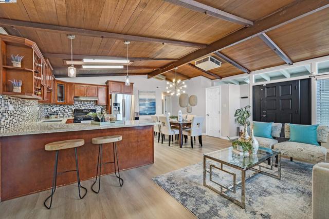 Image 8 of 58 For 2038 Boca Raton St
