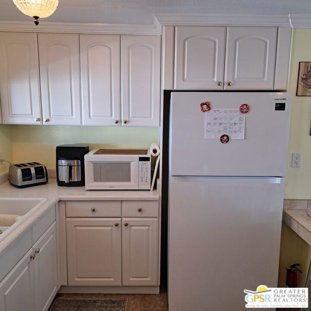 18555 Roberts Road, Desert Hot Springs CA: https://media.crmls.org/mediaz/87a8a7b7-f2c6-4d5b-906a-7779c047f25c.jpg