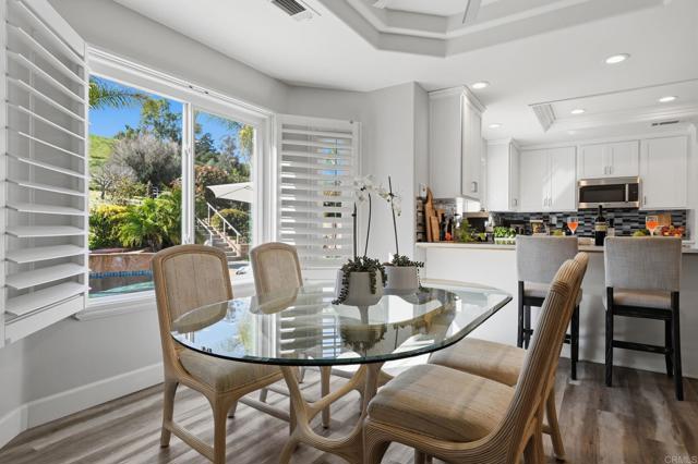 Detail Gallery Image 14 of 74 For 4851 Sweetgrass Ln, Bonsall,  CA 92003 - 4 Beds | 2/1 Baths