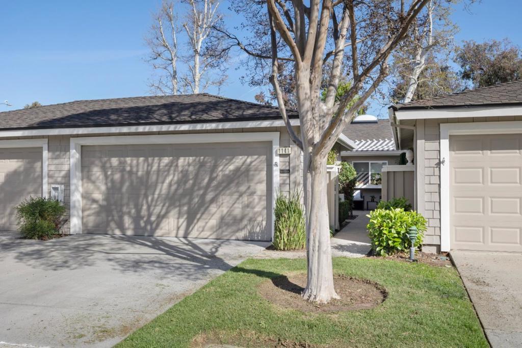 1141 Holly Oak Circle