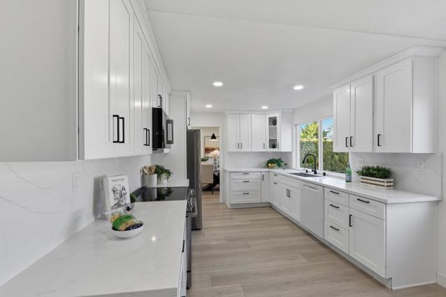 180 Park Sharon Drive, San Jose CA: https://media.crmls.org/mediaz/87a98eeb-9aaa-4af7-9835-1c32d7c6b2f6.jpg