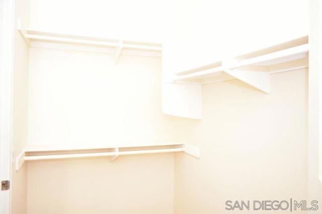 Image 33 of 48 For 1437 Caminito Sicilia