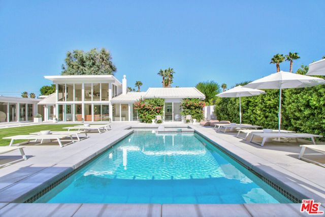 678 S Thornhill Road, Palm Springs CA: https://media.crmls.org/mediaz/87aae6dc-041e-45a2-8d7d-a029ba02f37b.jpg