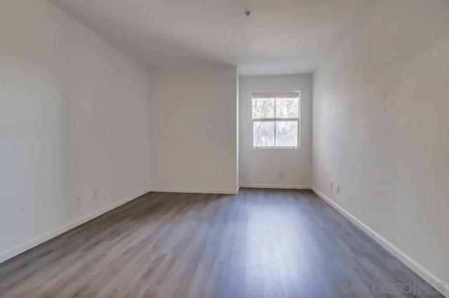 1875 Baudouin Pl, Chula Vista CA: https://media.crmls.org/mediaz/87ac519a-ee42-48ad-89ac-9806311c8fb8.jpg