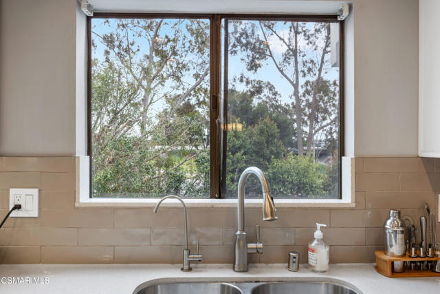 5000 S Centinela Avenue, Los Angeles CA: https://media.crmls.org/mediaz/87ad5dfc-aab3-4b82-a214-b2f59261d396.jpg