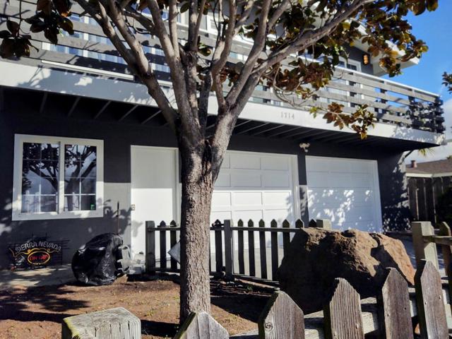 1714 Luxton Street, Seaside CA: https://media.crmls.org/mediaz/87aec98f-f9df-4437-8ec9-8f3fb803b9d3.jpg