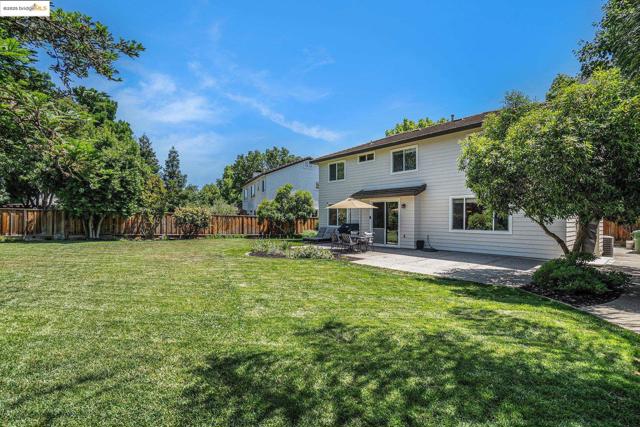 1951 Newton Drive, Brentwood CA: https://media.crmls.org/mediaz/87aee08c-5412-413a-946c-9de3d6208c97.jpg