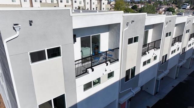 Detail Gallery Image 30 of 31 For 4982 Ocean View Bld, San Diego,  CA 92113 - 3 Beds | 2/1 Baths