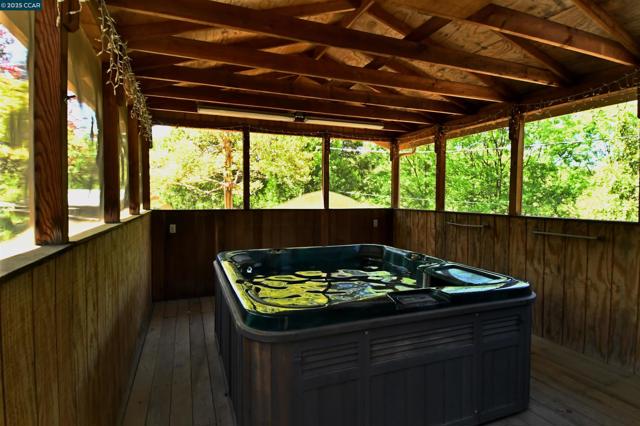 9687 Manzanita Way, Coulterville CA: https://media.crmls.org/mediaz/87b13c5a-7263-4b3f-aec8-9b0c7acd24df.jpg