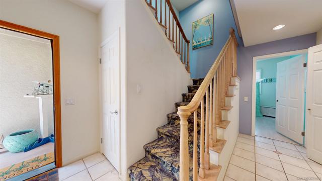 3701 Riviera Dr, San Diego CA: https://media.crmls.org/mediaz/87b3052e-b8f0-4431-87ce-536132205d31.jpg