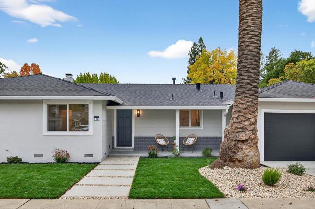 430 Gilbert Avenue, Menlo Park CA: https://media.crmls.org/mediaz/87b33ee7-f5f0-4306-a780-6c3a79d5962f.jpg