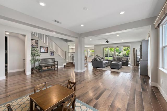 1611 Vinsanto Court, Gilroy CA: https://media.crmls.org/mediaz/87b3b4ae-932c-4641-b29d-4e3c2d2d0df2.jpg