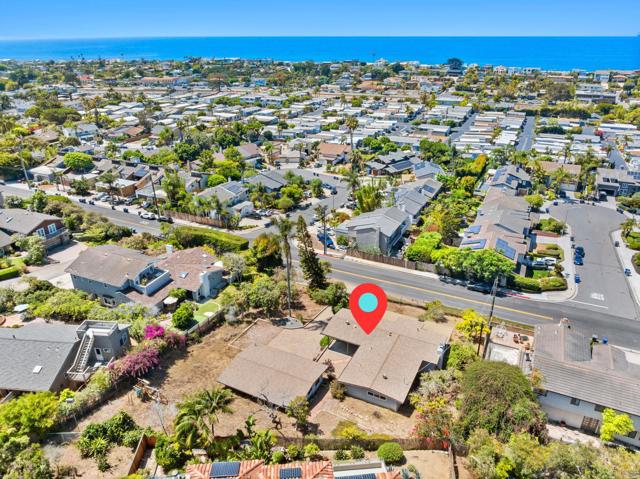 Detail Gallery Image 6 of 21 For 747 Hygeia Ave, Encinitas,  CA 92024 - 3 Beds | 3 Baths
