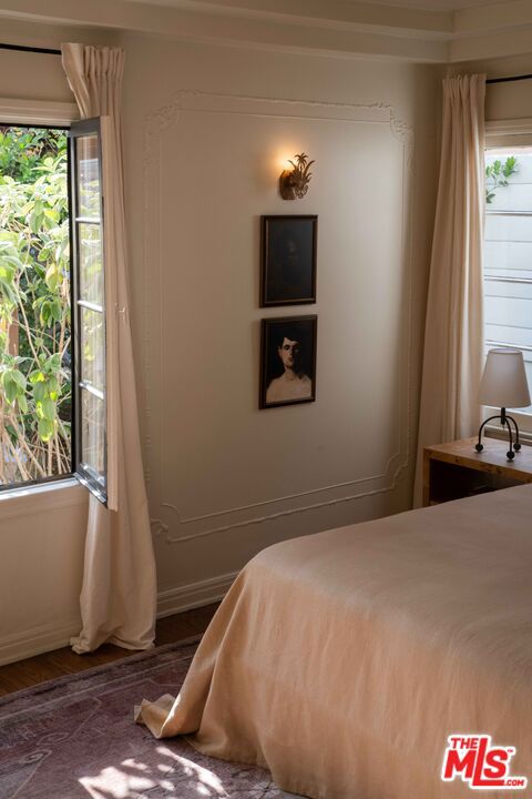 4331 4th Avenue, Los Angeles CA: https://media.crmls.org/mediaz/87b4d1f9-24ca-4079-a1b0-93fbe021fcf2.jpg