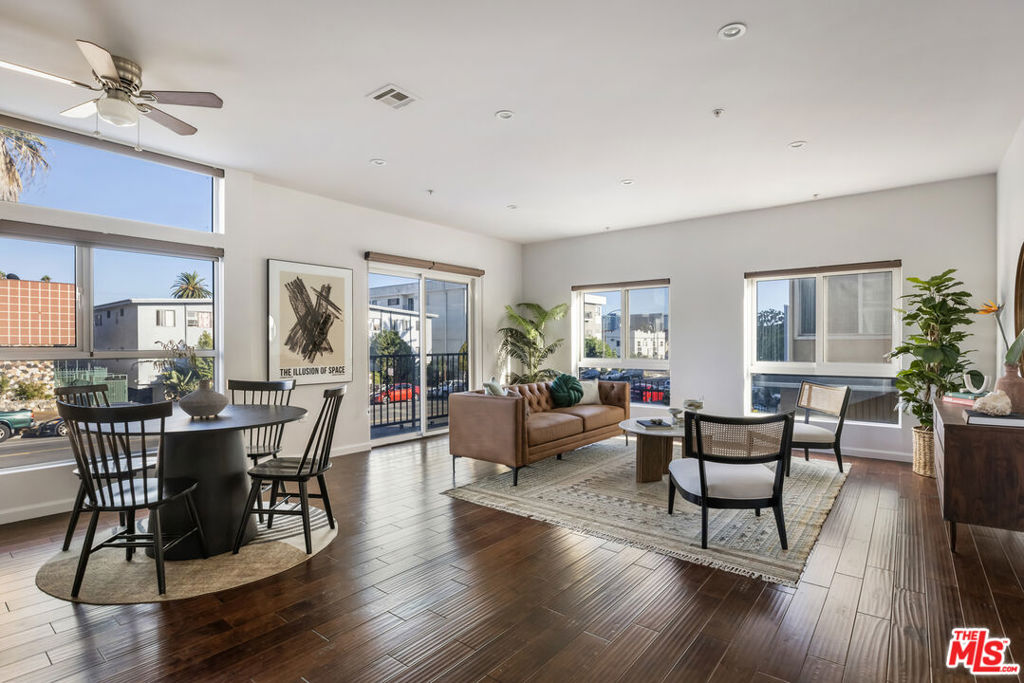 155 S Oxford Avenue #201