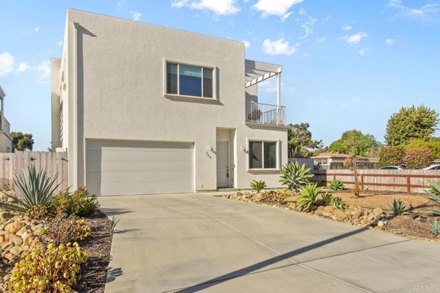 Detail Gallery Image 1 of 37 For 380 Date St, Chula Vista,  CA 91911 - 3 Beds | 2/1 Baths