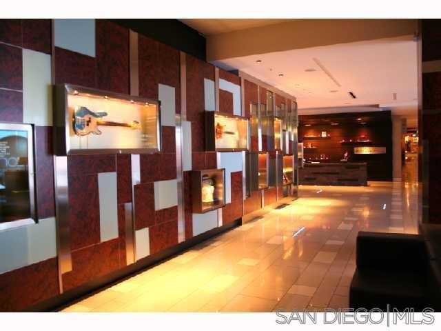 207 5Th Ave, San Diego CA: https://media.crmls.org/mediaz/87b5d4f6-5607-45af-a2d8-1c35618837e1.jpg