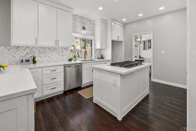 509 Windy Way, Chula Vista CA: https://media.crmls.org/mediaz/87b74f54-811c-4664-b581-e5ff06479d72.jpg