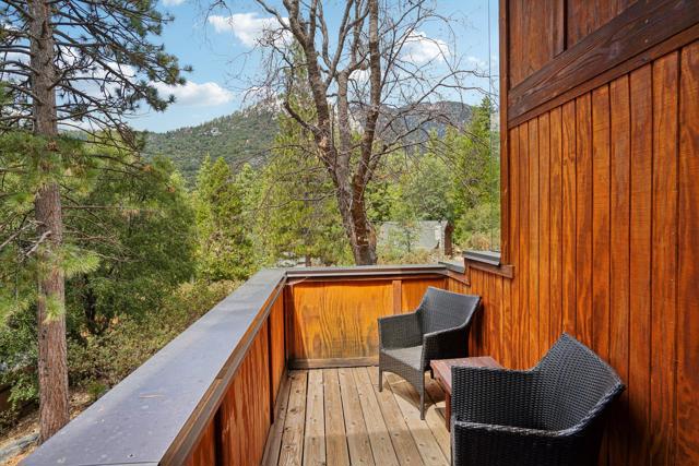 55491 Howland, Idyllwild CA: https://media.crmls.org/mediaz/87b786cf-24ea-49ab-8c2d-d092a2f414b7.jpg