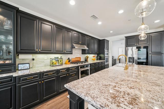 Detail Gallery Image 9 of 35 For 33294 Barmetta Ln, Temecula,  CA 92592 - 4 Beds | 2/1 Baths