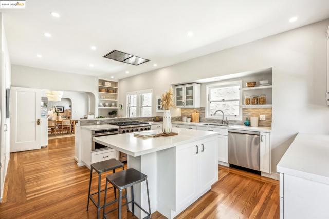 952 Kingston Ave, Piedmont CA: https://media.crmls.org/mediaz/87b88859-73e8-4d66-9fd1-af1db019a053.jpg