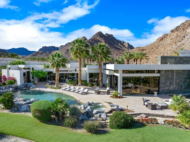 79235 Tom Fazio N Lane, La Quinta CA: https://media.crmls.org/mediaz/87b89707-43f7-4214-be0b-e4e7ce752cfb.jpg
