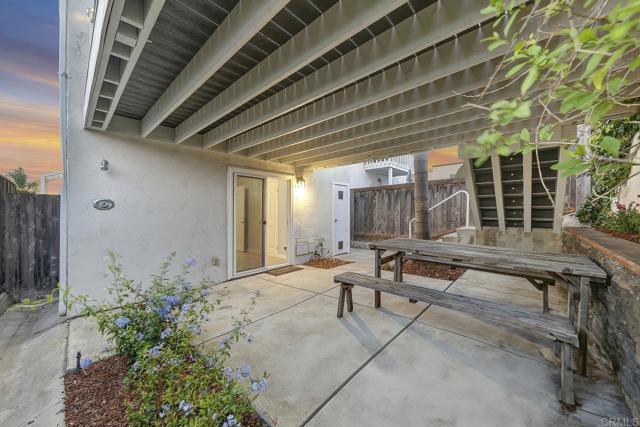 644 Grant Street, Oceanside CA: https://media.crmls.org/mediaz/87b9a751-0253-451d-a3ce-c7f486ec0256.jpg
