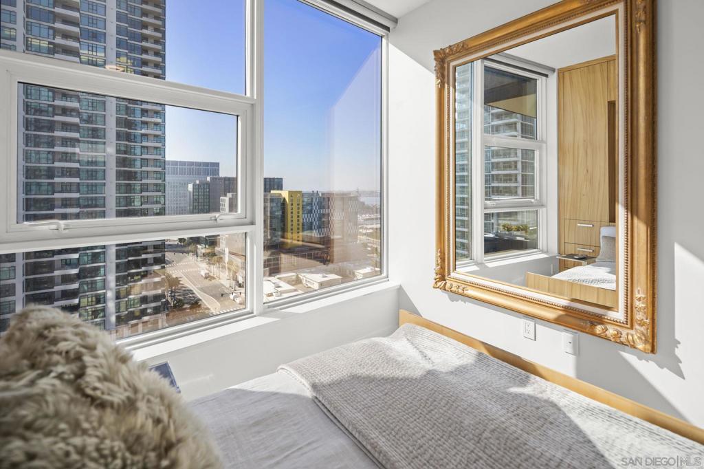 MLS #250042983SD image #32