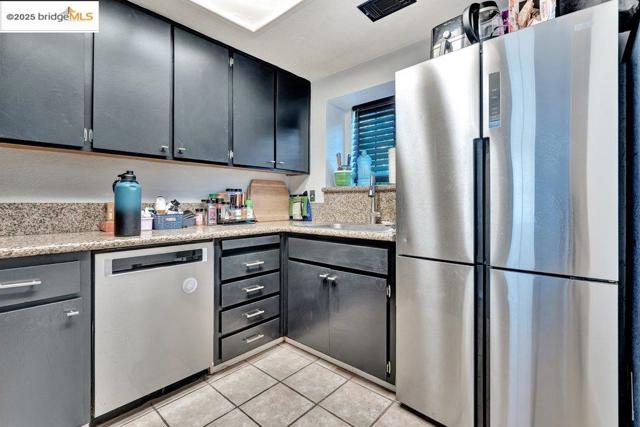 1927 Babbe St, Oakley CA: https://media.crmls.org/mediaz/87bb0897-e688-490c-a410-46628d4b5f55.jpg