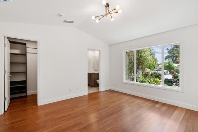 2643 Buena Vista Ave, Walnut Creek CA: https://media.crmls.org/mediaz/87bb16ed-ad9f-41d5-a918-91635cb7deba.jpg