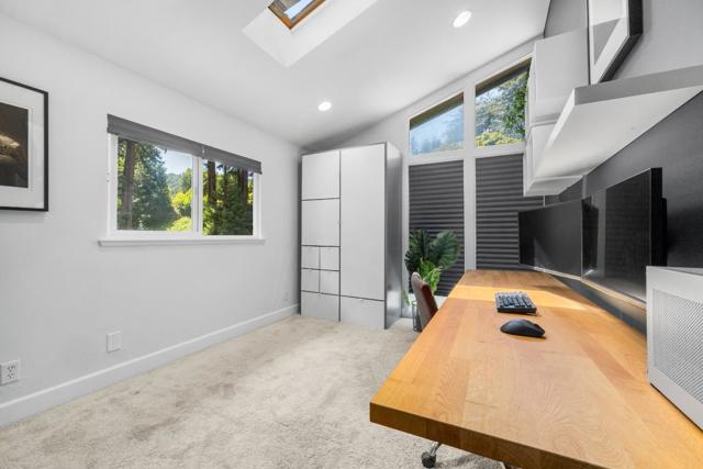 3714 Purling Brook, Soquel CA: https://media.crmls.org/mediaz/87bb6065-2d89-4720-bc00-1b0e560cc91b.jpg