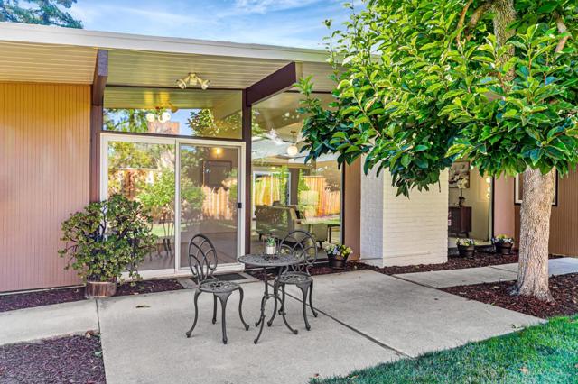 1156 Shenandoah Drive, Sunnyvale CA: https://media.crmls.org/mediaz/87bb6272-e950-4424-8651-400fcf50bbca.jpg