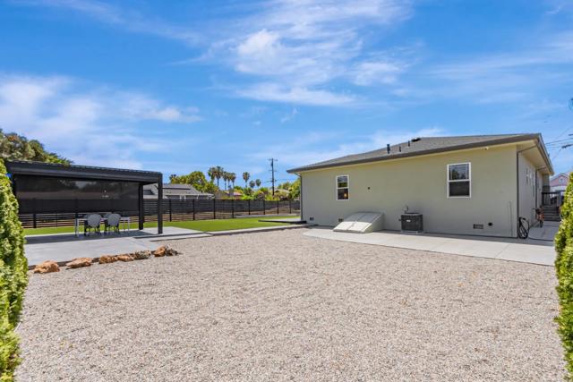 1148 Palm Street, San Jose CA: https://media.crmls.org/mediaz/87bb7c36-58af-4c95-a90e-39b326e32025.jpg