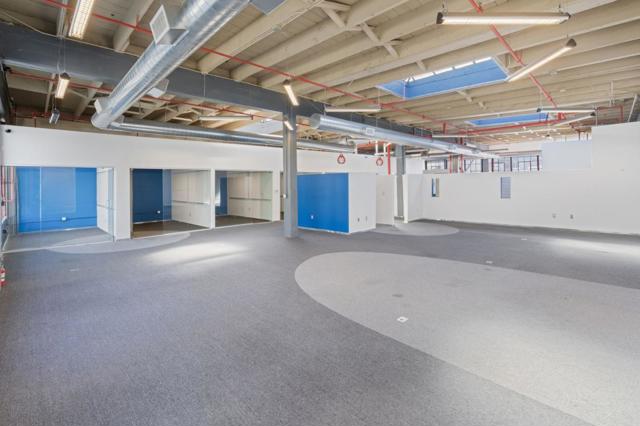 Image 13 of 52 For 1114 Howard Street