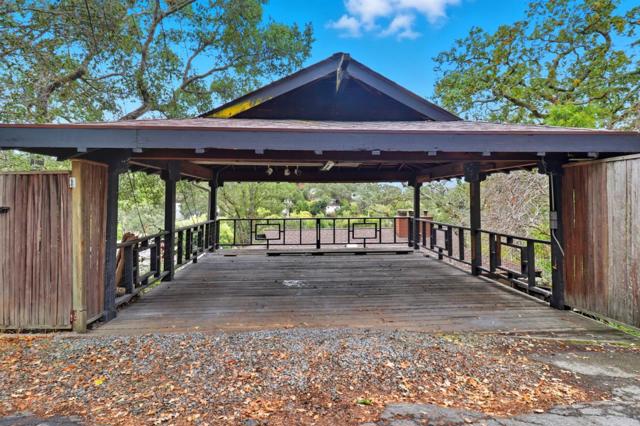 20 Brookmont Circle, San Anselmo CA: https://media.crmls.org/mediaz/87bd7228-1459-4900-beb3-5eee1c9bbdc2.jpg