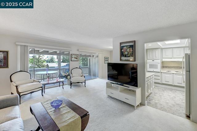 1400 Canyonwood, Walnut Creek CA: https://media.crmls.org/mediaz/87bd748b-cd5e-4568-9d98-a0af1cfdd5d2.jpg