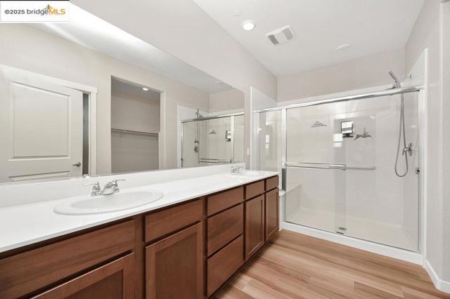 2291 Revival Lane, Rio Vista CA: https://media.crmls.org/mediaz/87bd99f4-048b-492a-9121-e98508447d2e.jpg