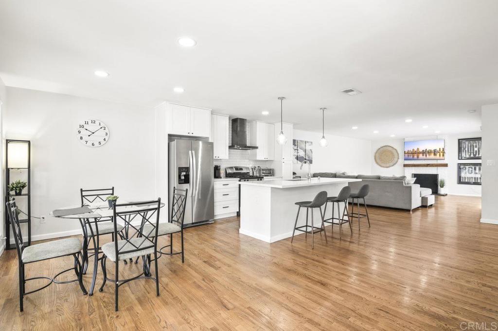 4625 Glacier Avenue - photo 5