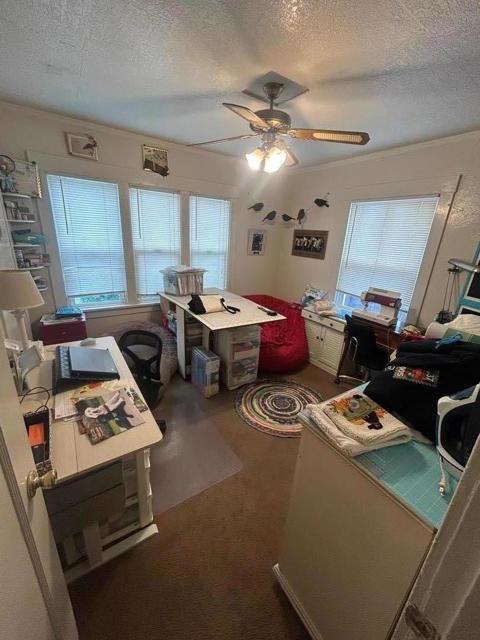 612 Central Avenue, Salinas CA: https://media.crmls.org/mediaz/87c0af86-77a9-4fb6-b877-6b4097e14926.jpg