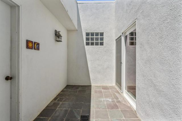 422 Shelley Way, Salinas CA: https://media.crmls.org/mediaz/87c1941f-78f0-4ea3-b01a-6be87e1d890f.jpg