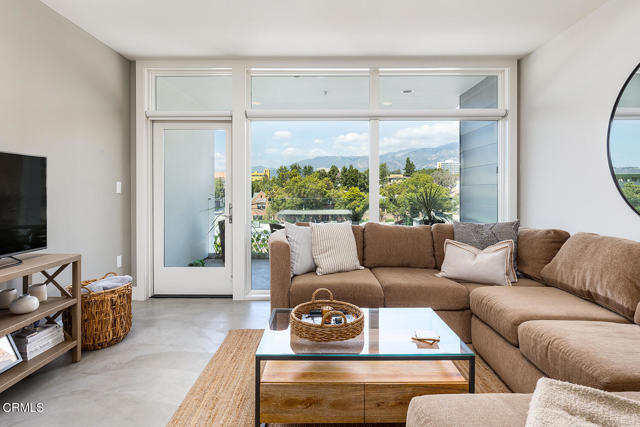482 S Arroyo Parkway #404, Pasadena, CA, 91105 482 S Arroyo Parkway #404, Pasadena, CA, 91105