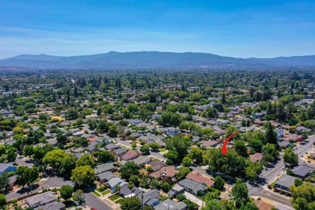 2059 Jonathan Avenue, San Jose CA: https://media.crmls.org/mediaz/87c1d66d-fddf-4cff-81aa-c2289c83d21e.jpg