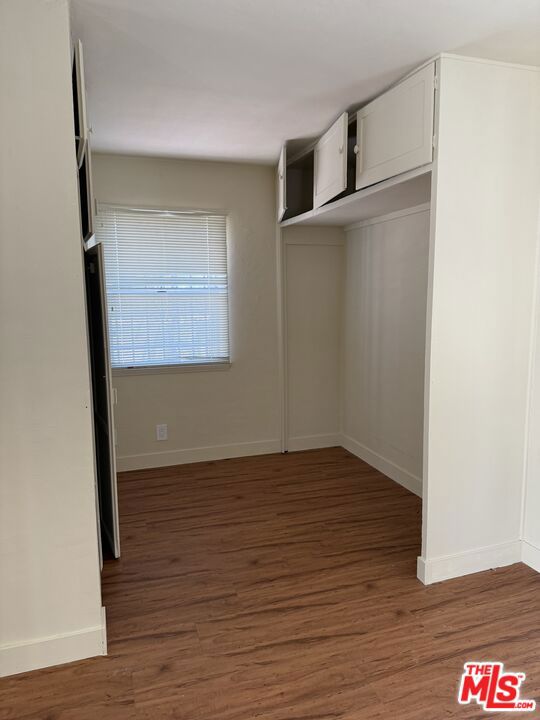 1306 S Mansfield Avenue, Los Angeles CA: https://media.crmls.org/mediaz/87c2fa07-5424-4868-a7d0-795f3e9573b5.jpg