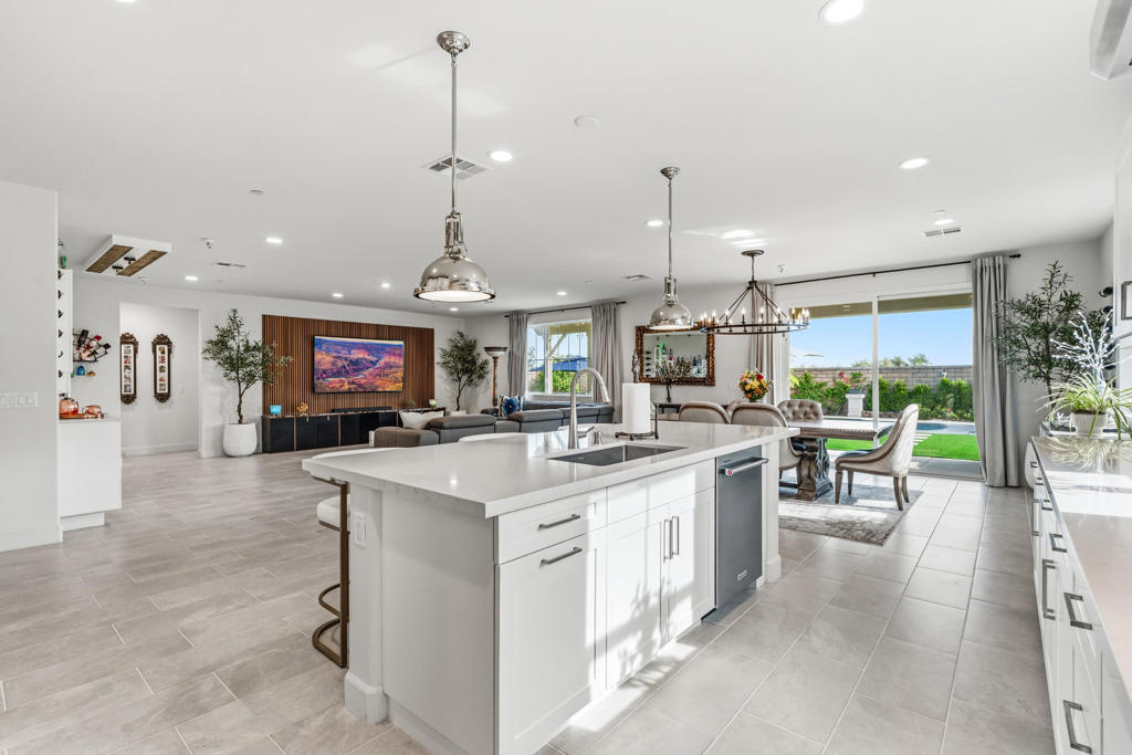 MLS #219139218DA image #12