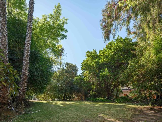 2665 Idle Hour Lane, La Jolla CA: https://media.crmls.org/mediaz/87c37da7-6c33-4ed2-b5fa-db51e37df1e8.jpg