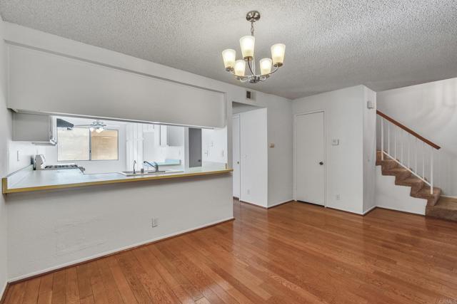 Detail Gallery Image 11 of 38 For 2211 Calle Jalapa #109,  West Covina,  CA 91792 - 3 Beds | 3 Baths